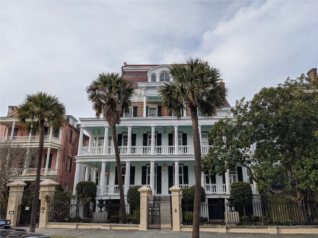 20 South Battery re-opens in Charleston, inviting travelers to discover ...