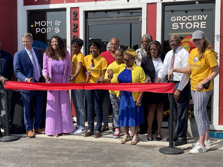 Uncle Willie S Grocery Store Grand Opening Who S On The Move   Ribbon Cutting For Uncle Willies Grocery Store Scaled E1651518407345 