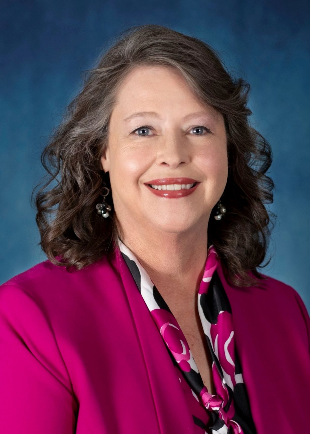 Midlands executive receives Distinguished Humanitarian Award Who's On